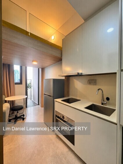 Beach Road (D7), Condominium #578292391